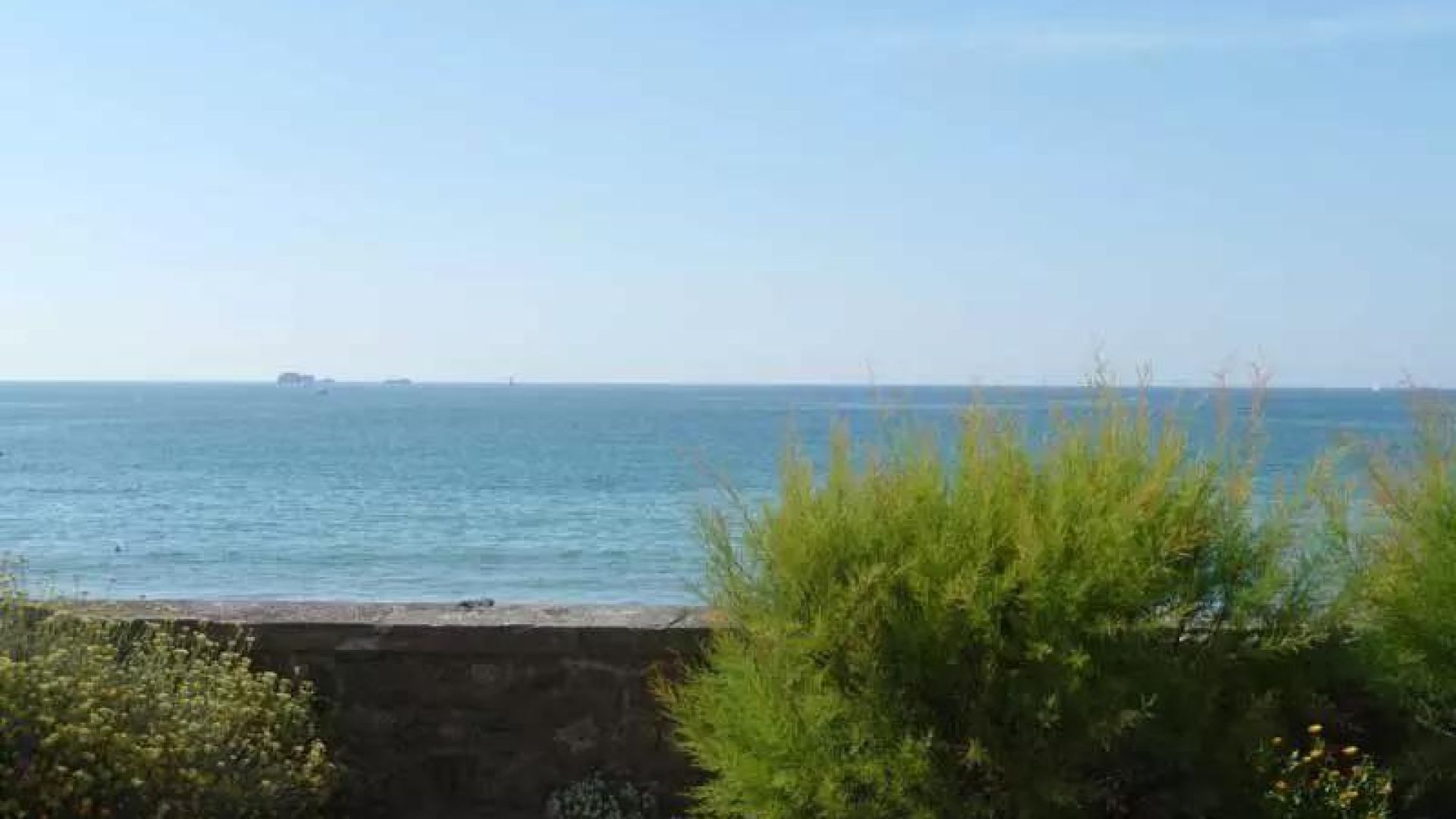 Appartement pleine vue mer dans une villa sur la Digue du Sillon à St Malo
