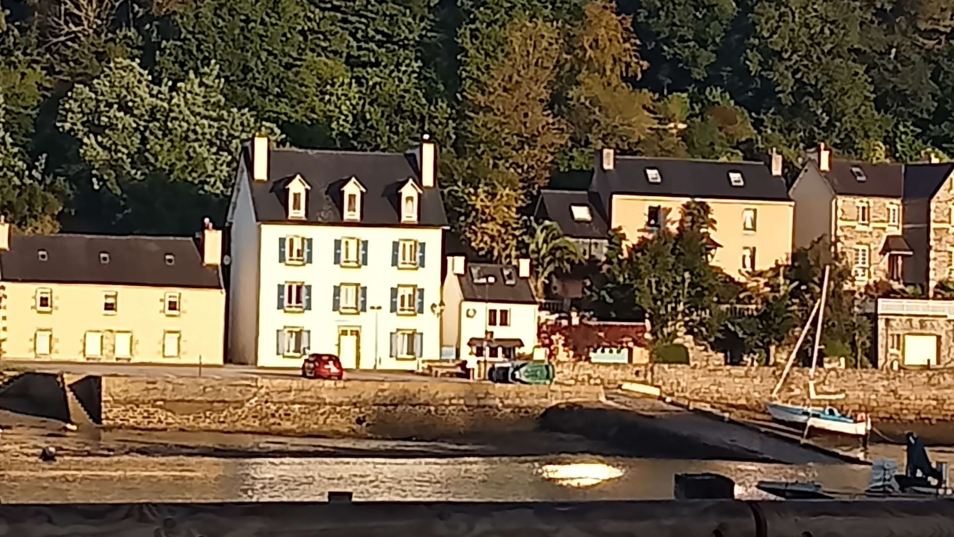 maison de caractère locquénolé baie de morlaix