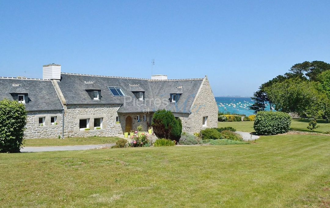 Maison bretonne vue mer Finistère Nord