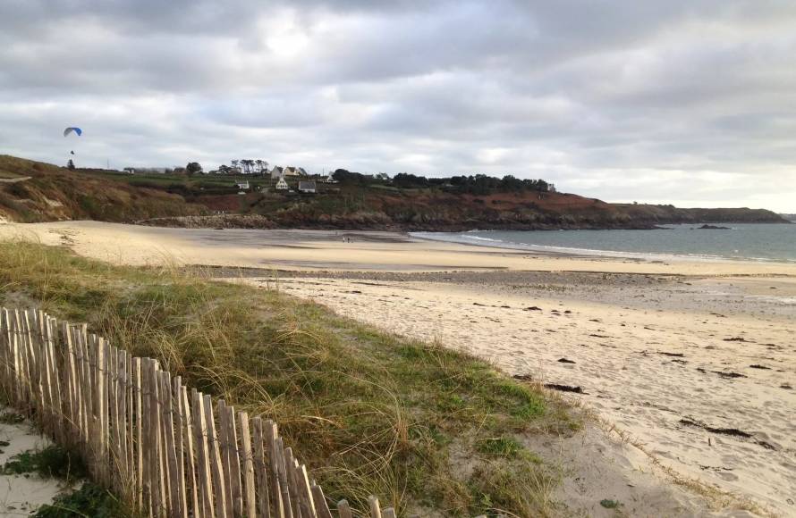 Gîte et Chambres d'hôtes (15lits) bord de mer et du GR34