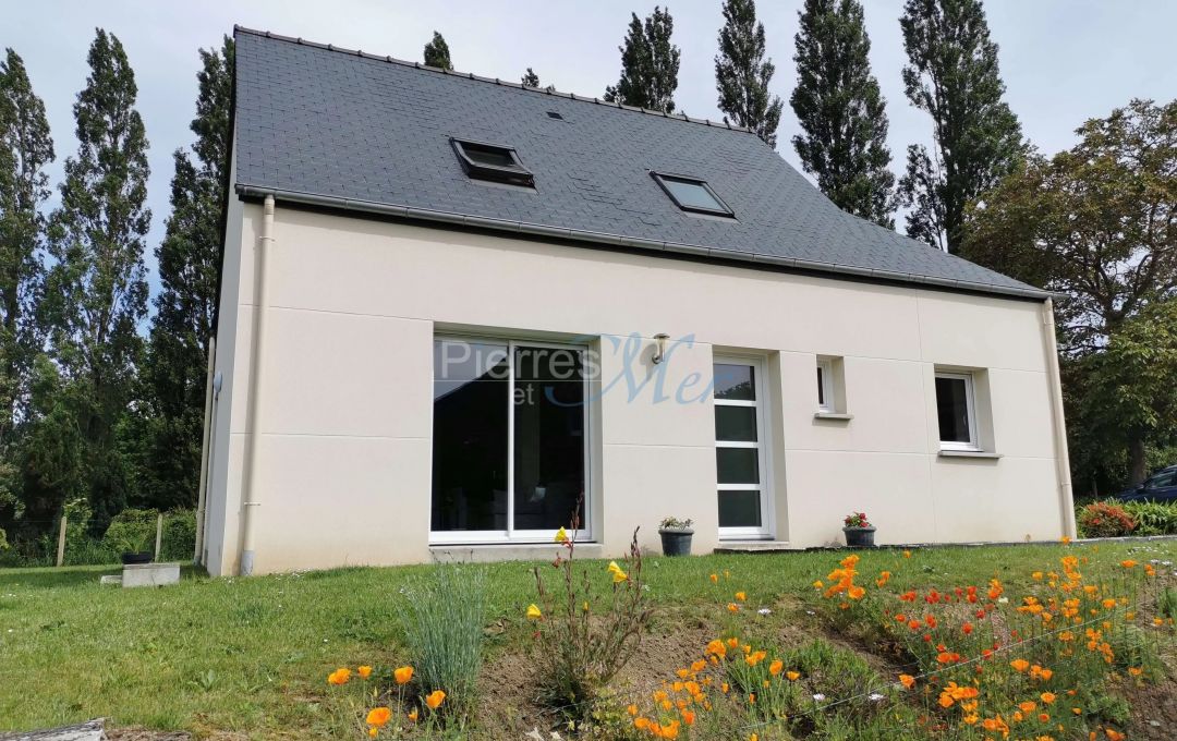 Maison contemporaine à Lanvallay