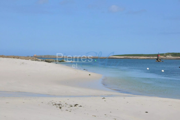 Plage par accès privée 50m