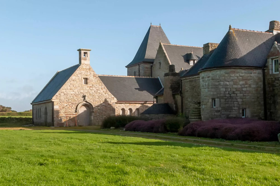 Manoir de prestige en pointe Bretonne