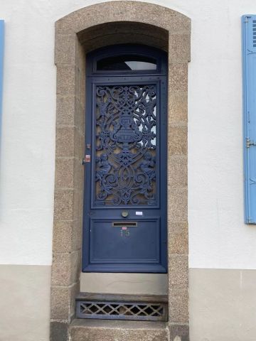 PORTE D'ENTREE D'ORIGINE