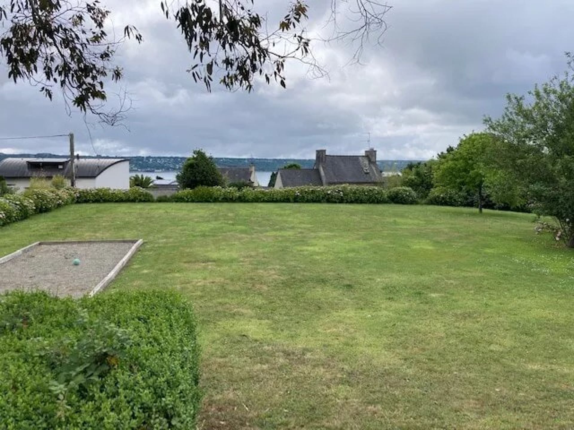 Beau terrain avec vue mer LE RODY