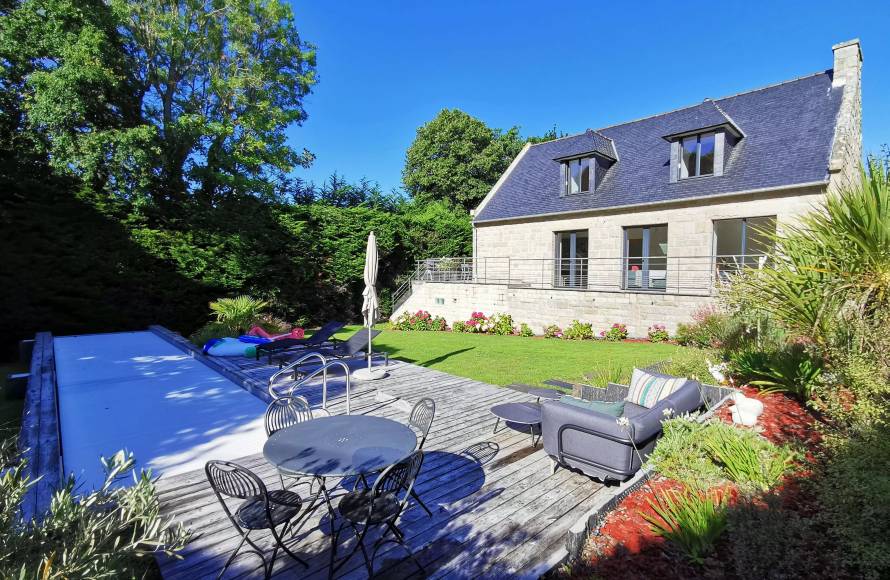 Maison entièrement rénovée avec piscine proche de la mer à Dinard
