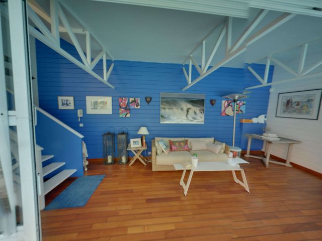 POOL HOUSE
