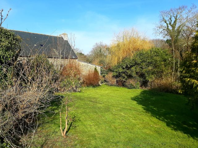 vue jardin avant grange