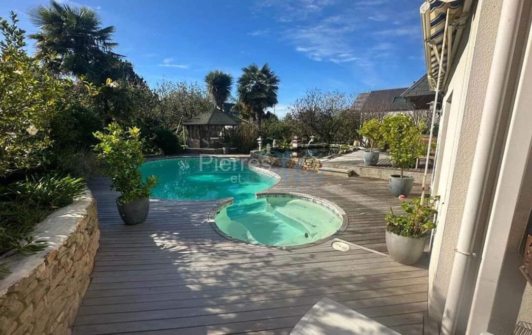 Maison avec piscine bord de mer Larmor Baden