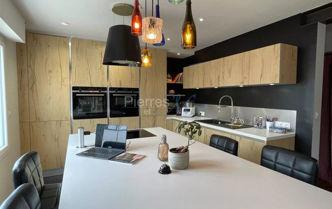 A vendre Maison 8 pièces 176 m² VANNES