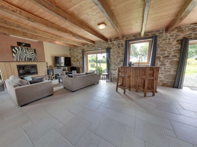 Salon maison principale