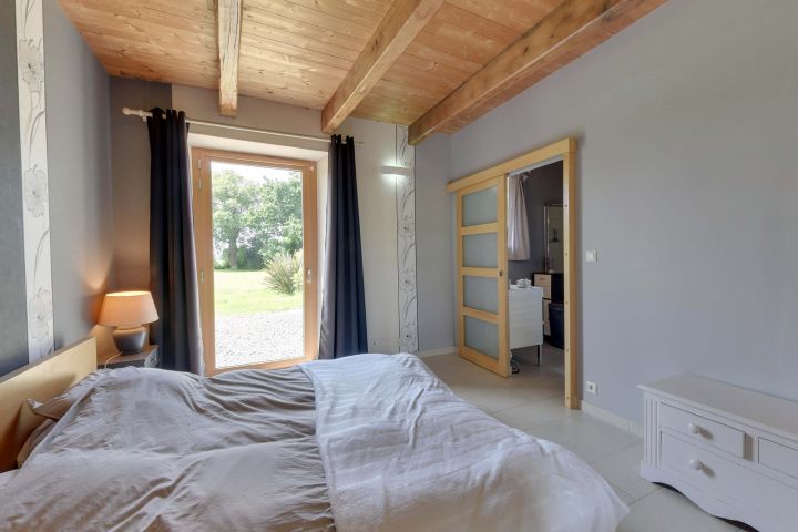 Chambre rdv maison principale
