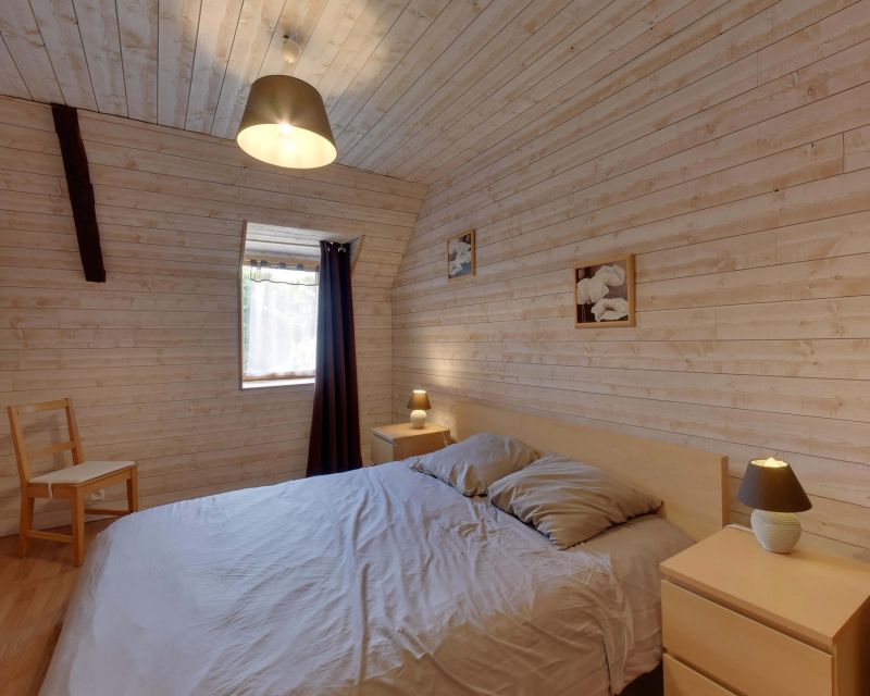 Chambre étage maison annexe