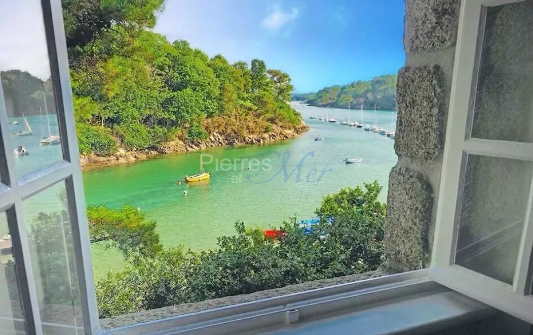 A vendre Maison  de prestige 7 pièces 130 m² NEVEZ