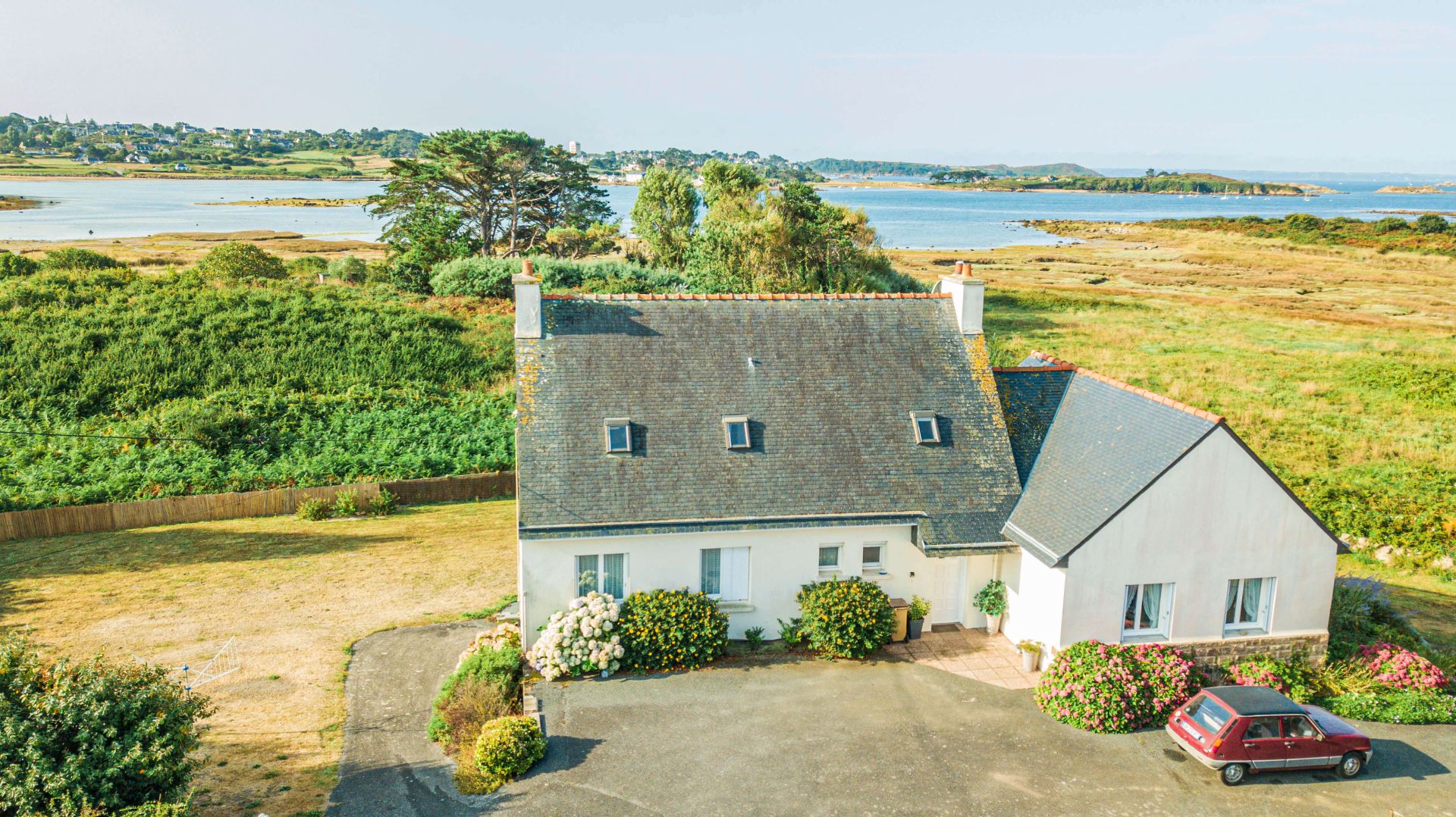 Maison avec vue mer sur l'Île-Grande