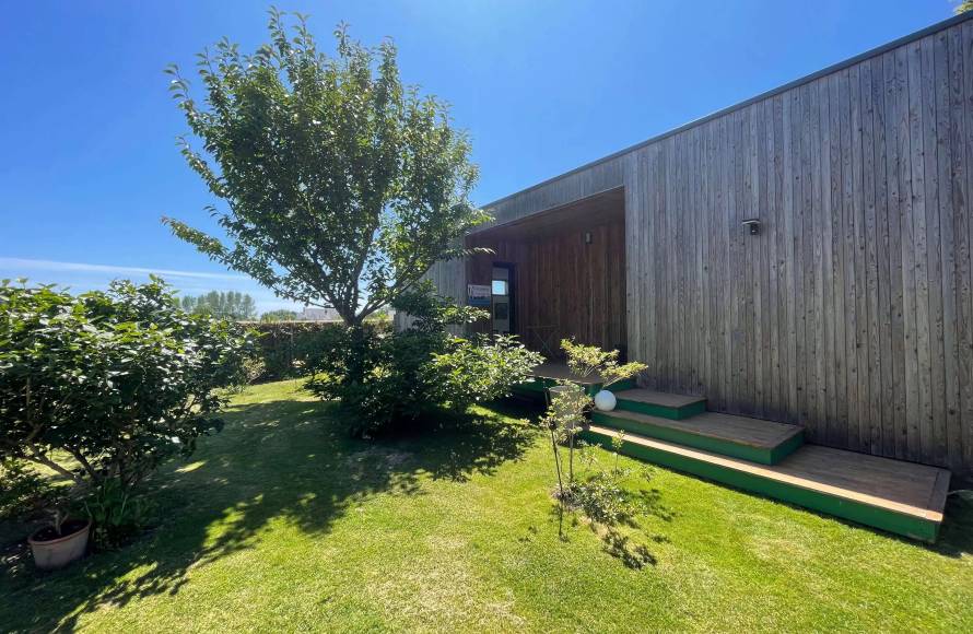 Magnifique villa contemporaine avec dépendances à Loctudy