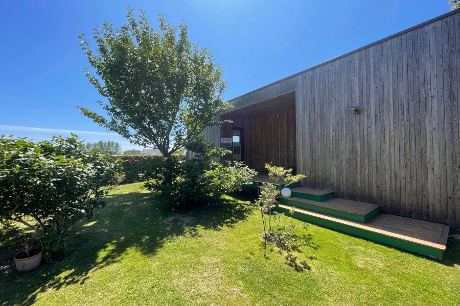 Magnifique villa contemporaine avec dépendances à Loctudy
