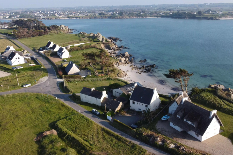 Maison avec accès direct à la mer KERLOUAN