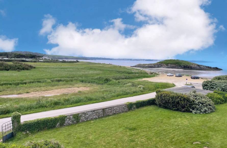 Maison années 30 à 20 mètres de la plage Baie de Douarnenez