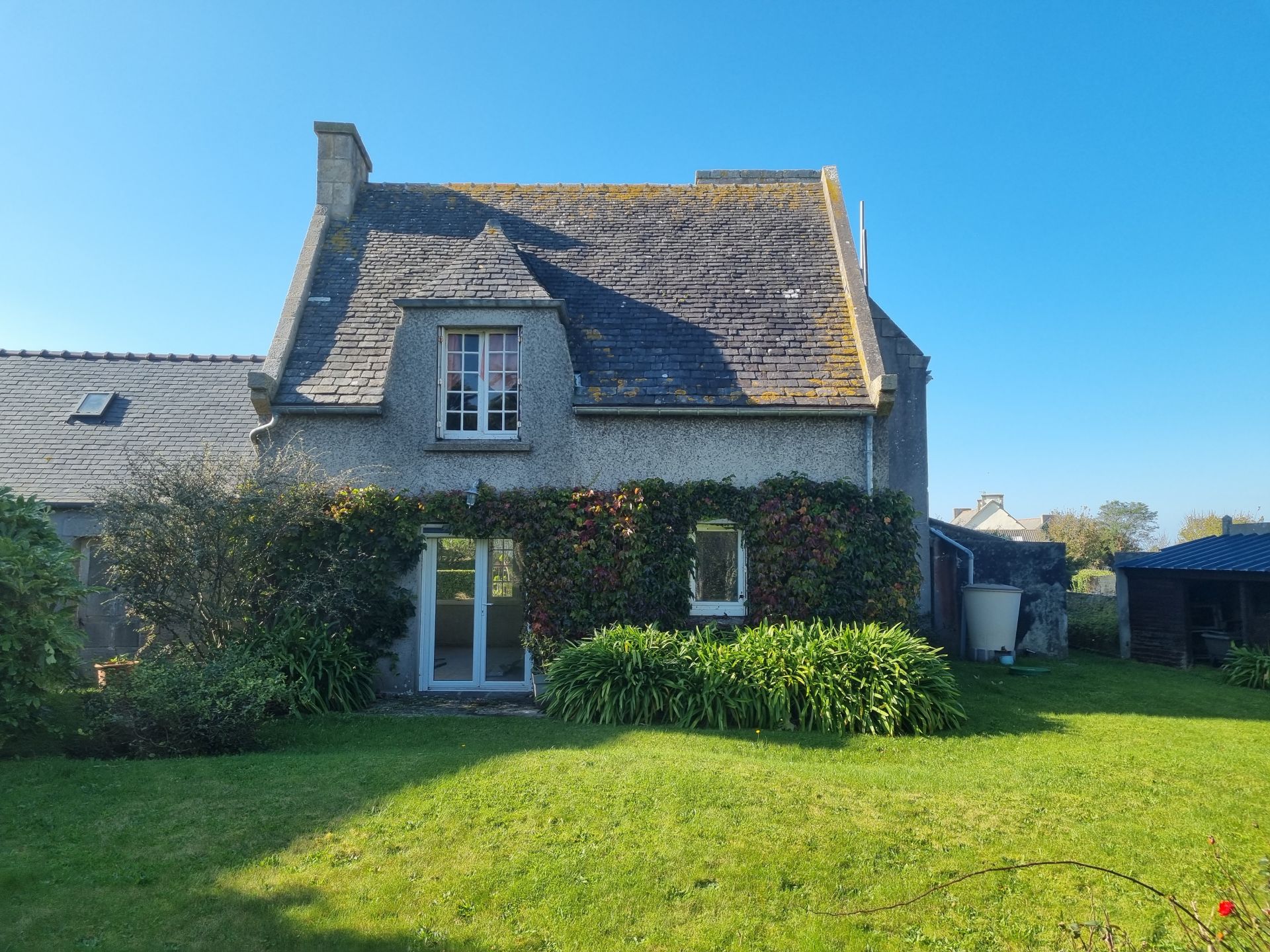 Maison en pierres proche des plages et du centre de Santec