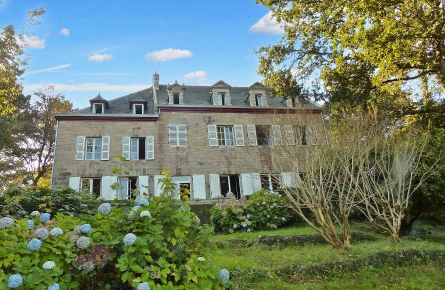 Manoir les pieds dans l'eau Baie de Douarnenez