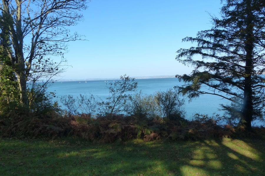 Manoir les pieds dans l'eau Baie de Douarnenez