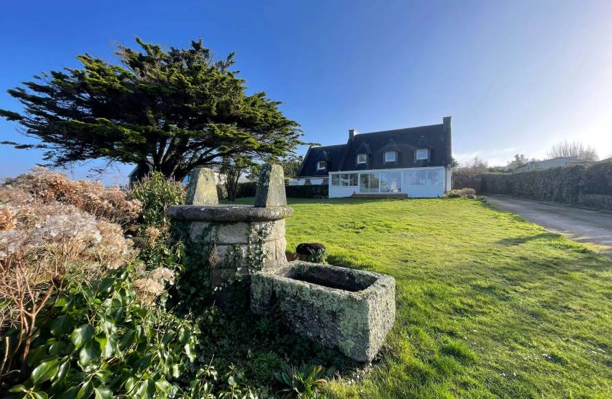 Maison vue mer baie de douarnenez