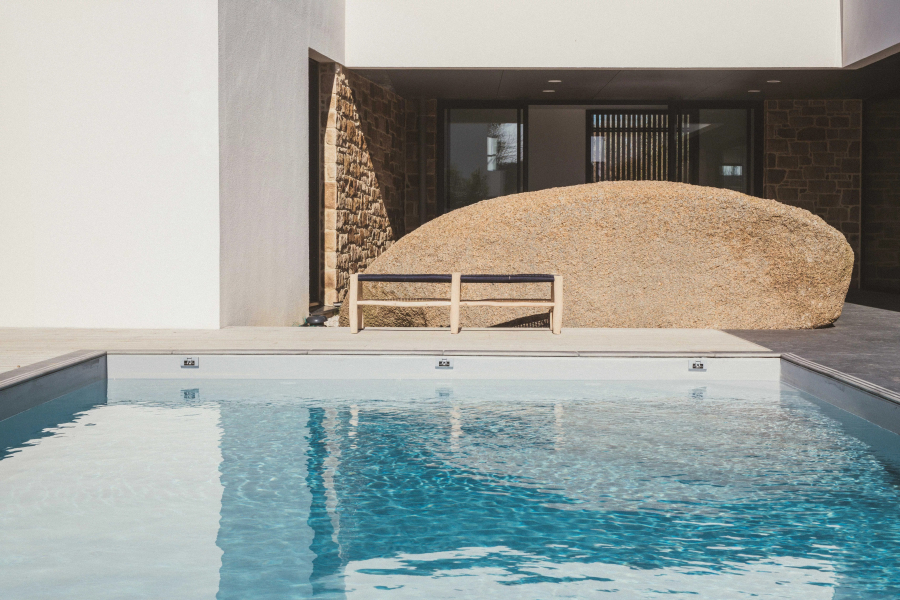 Villa avec piscine et plage à pied à Ploumanac'h