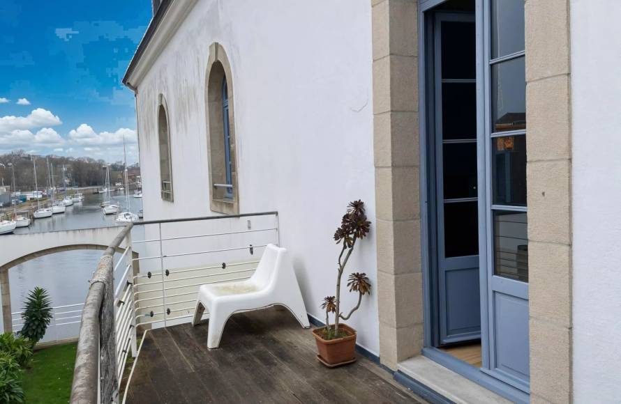 Triplex vue sur la rivière de Pont-l'Abbé Avec Locataire en Place