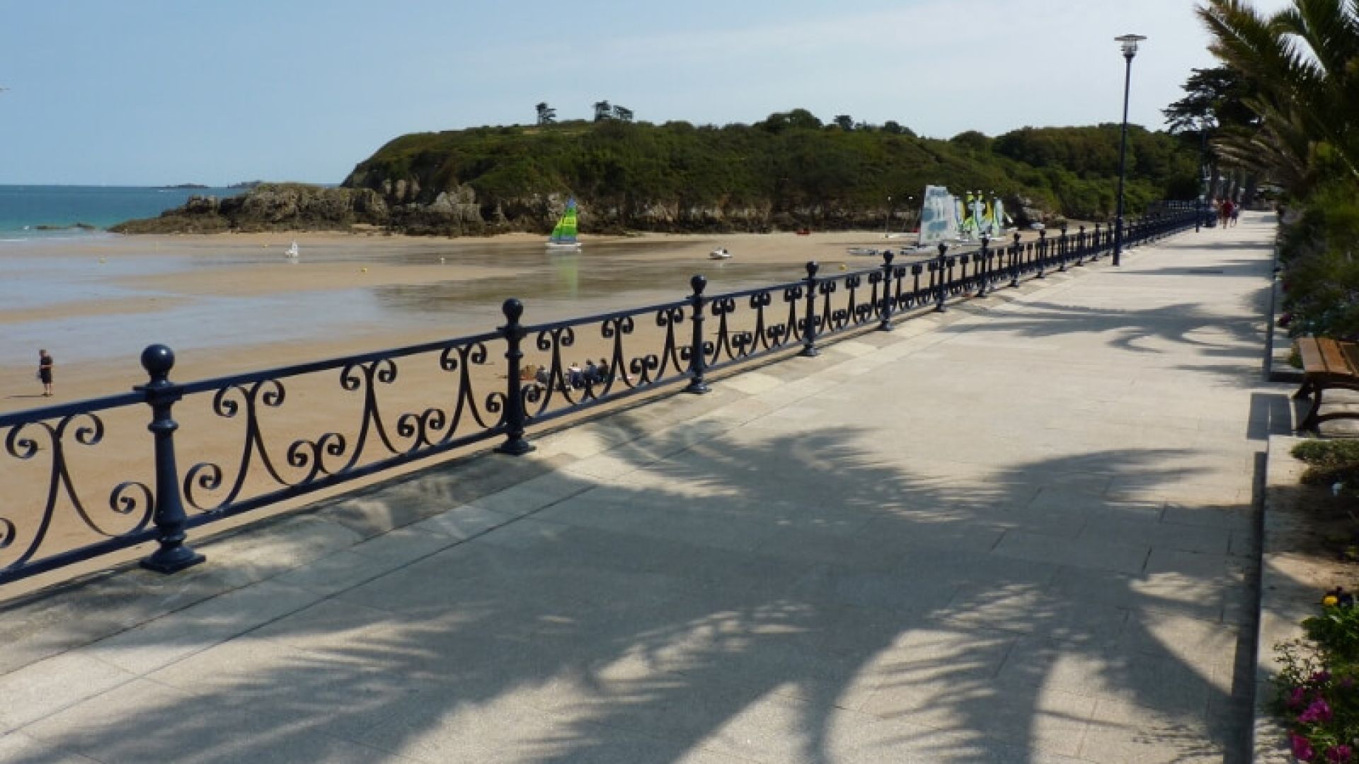 Appartement dans le centre de Saint-Lunaire proche mer