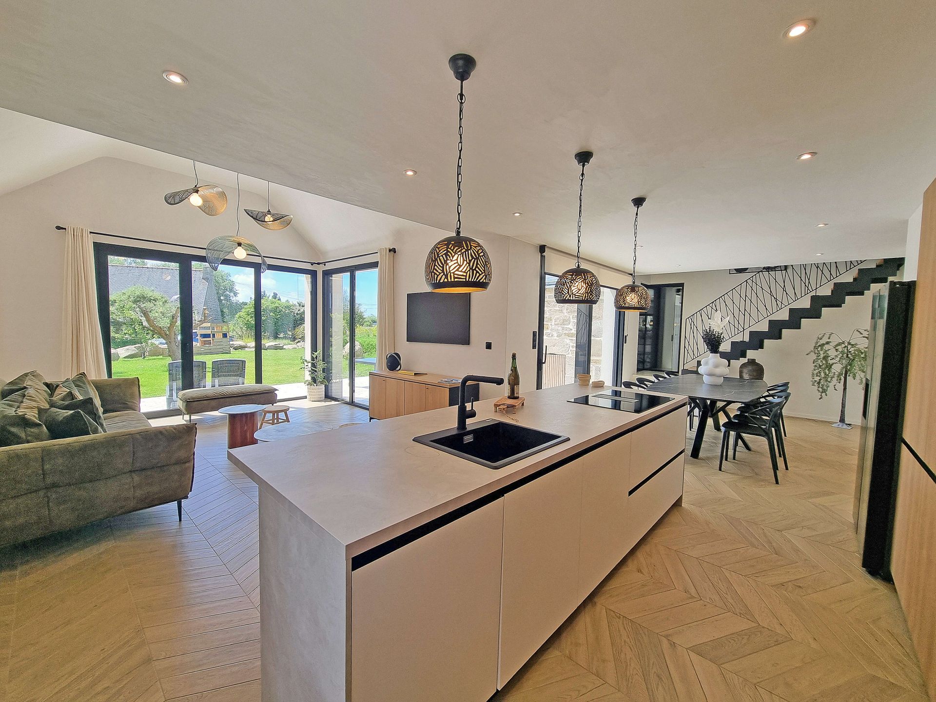 Très belle maison contemporaine à Plounéour-Trez