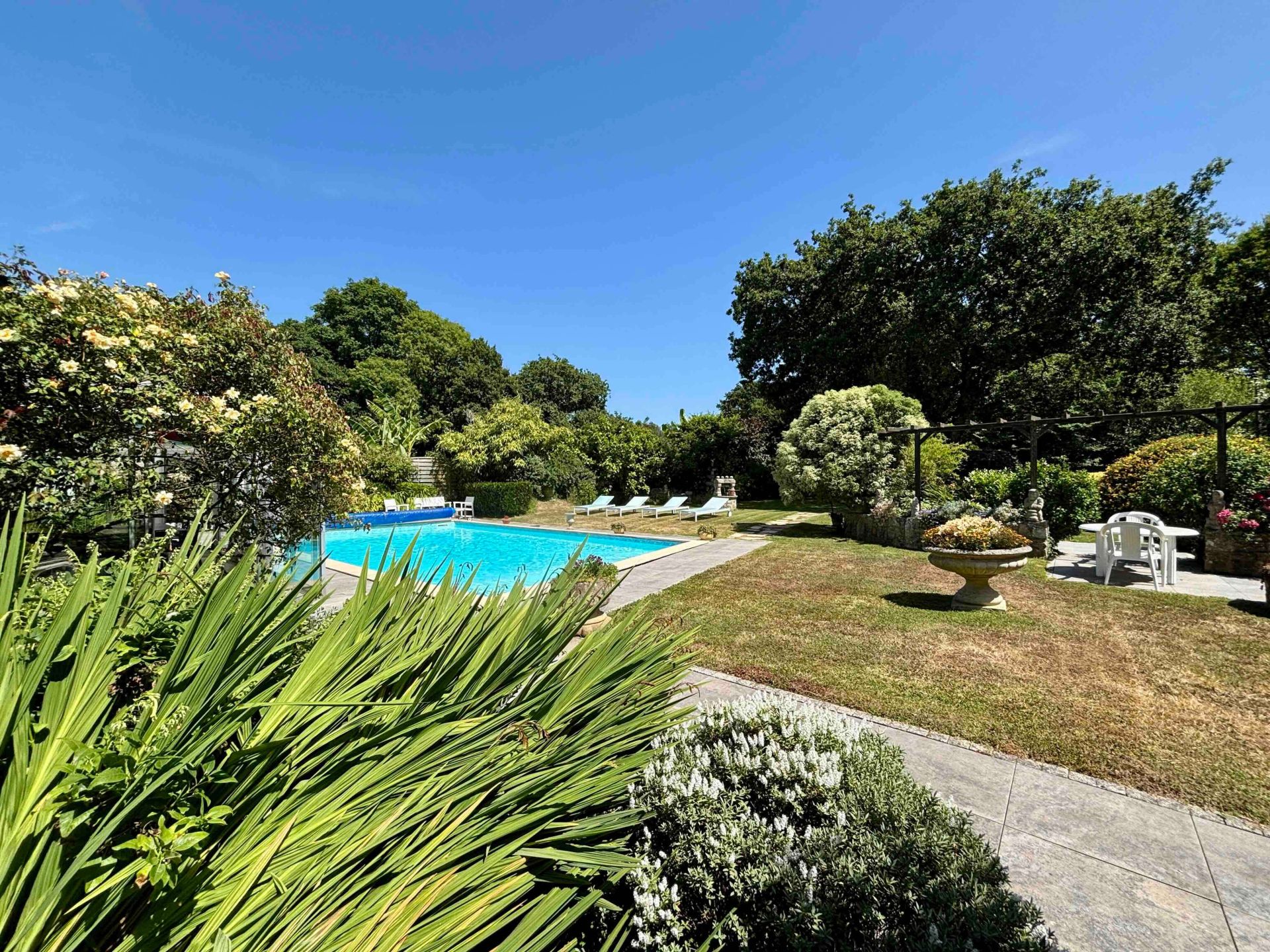 Propriété de caractère avec piscine Guidel Morbihan