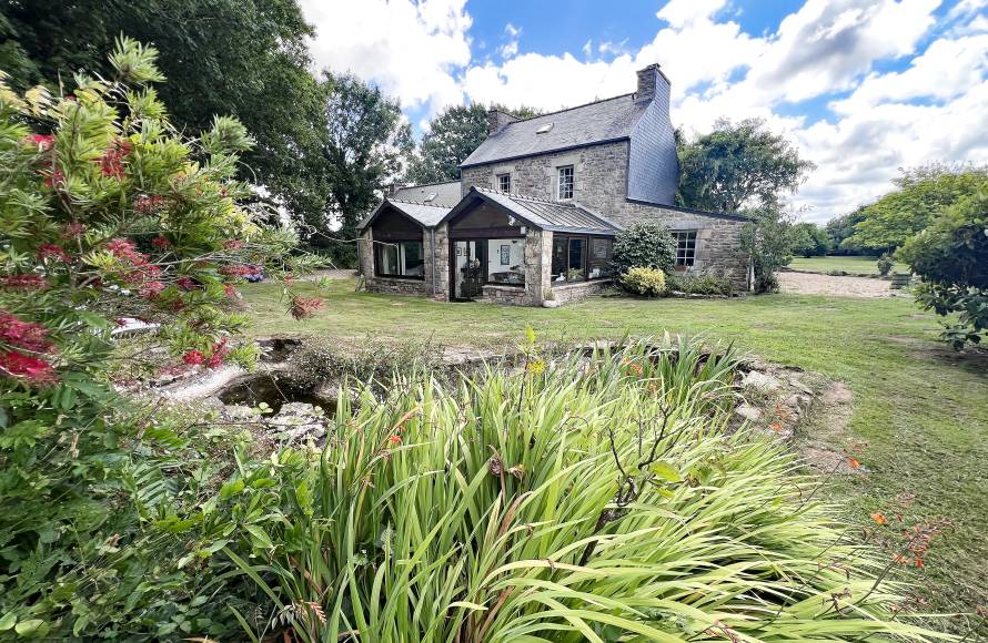 Belle fermette Bretonne à l'Ouest de Brest