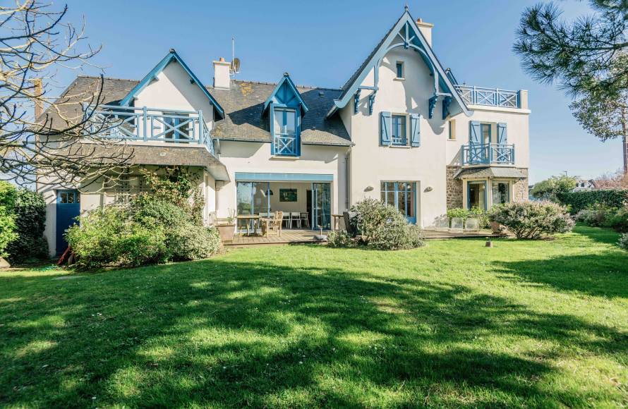 Maison proche de la plage à Saint-Malo avec vues vers la mer