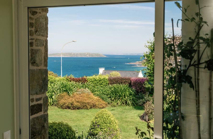 Maison vue mer et plage à pieds Perros Guirec