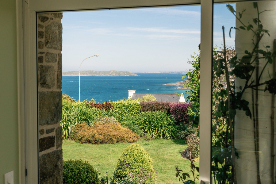 Maison vue mer et plage à pied Perros Guirec