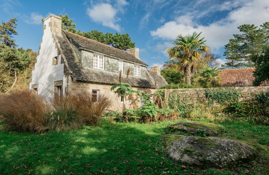 Propriété de charme en pierre avec plage à pied Trégastel