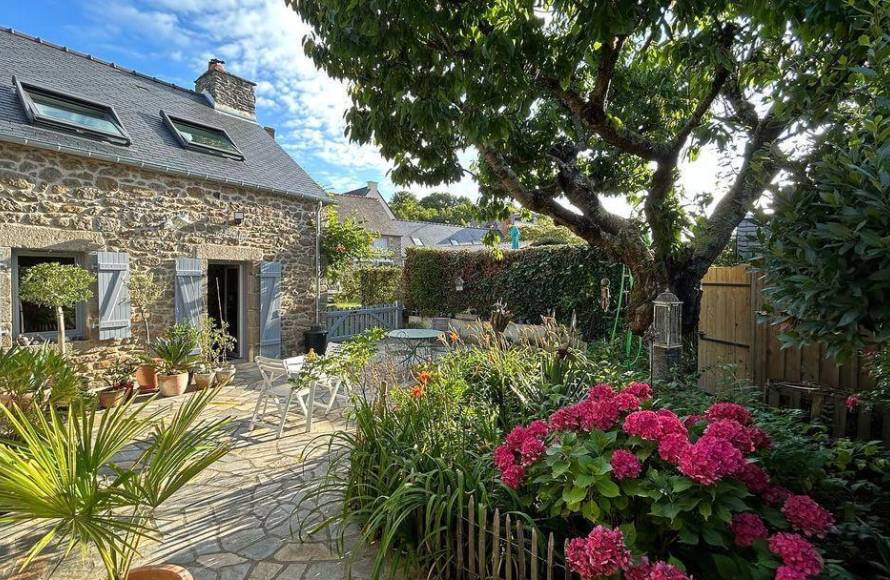 Maison en pierres à Saint Jacut de la Mer