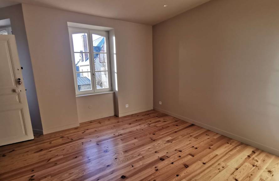 Bel appartement rénové à Dinard proche de la mer