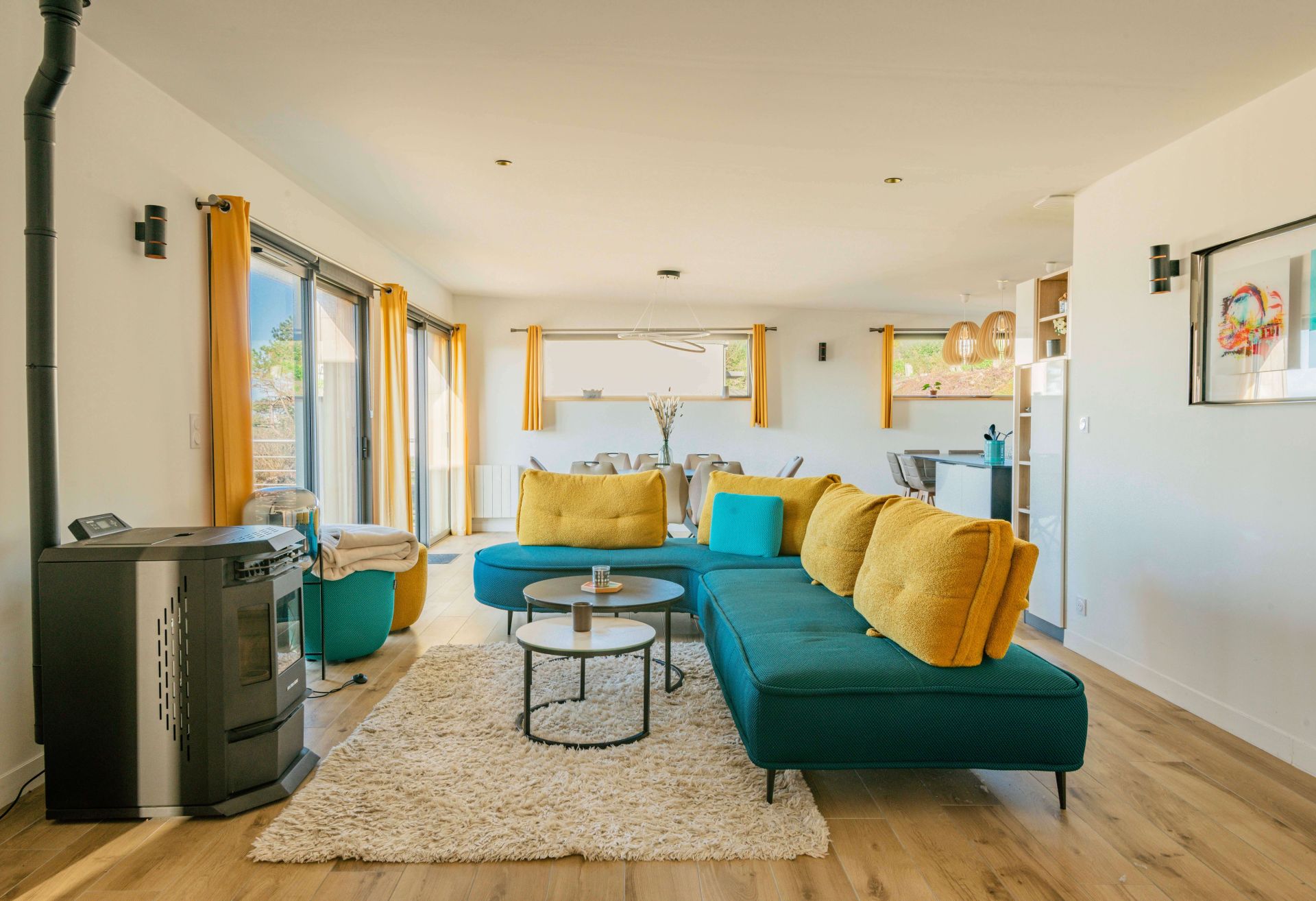 Villa d'architecte avec piscine intérieure et plage à pied