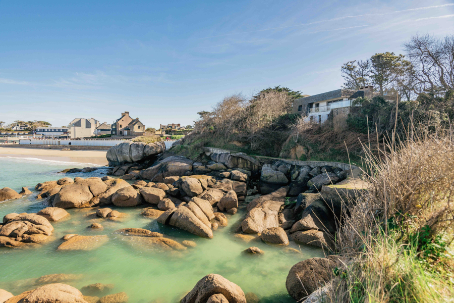 Villa vue mer avec accès direct à la plage à Trégastel