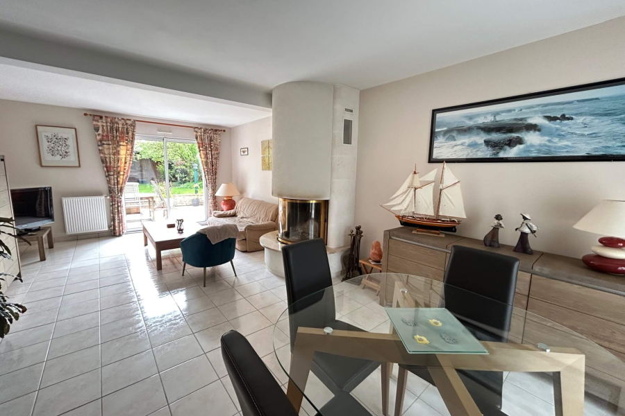 Maison contemporaine avec jardin dans un quartier calme de Dinard