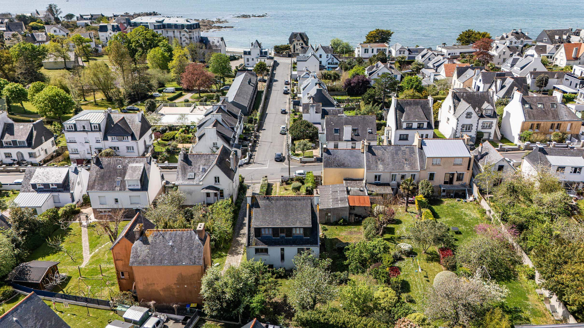 La corniche-Concarneau-une adresse à quelques pas de la mer