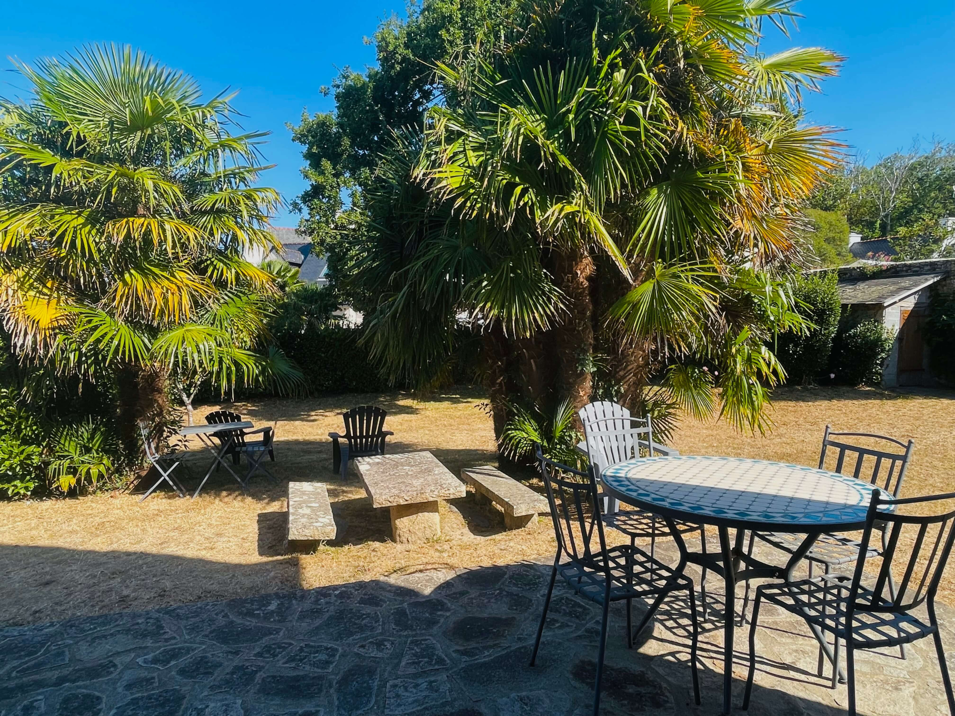 BENODET - VILLA DE CARACTERE. TRIANGE D'OR. POTENTIEL FONCIER EXCEPTIONNEL