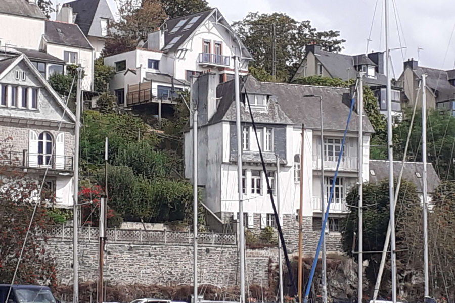 MAISON DE CARACTERE VUE DOMINANTE SUR LE PORT DE MORLAIX