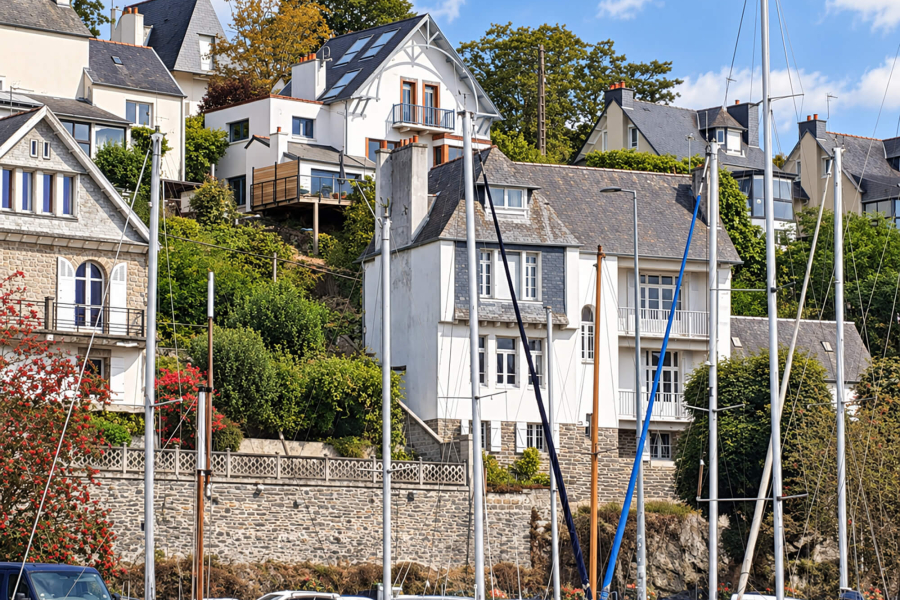 MAISON DE CARACTERE VUE DOMINANTE SUR LE PORT DE MORLAIX