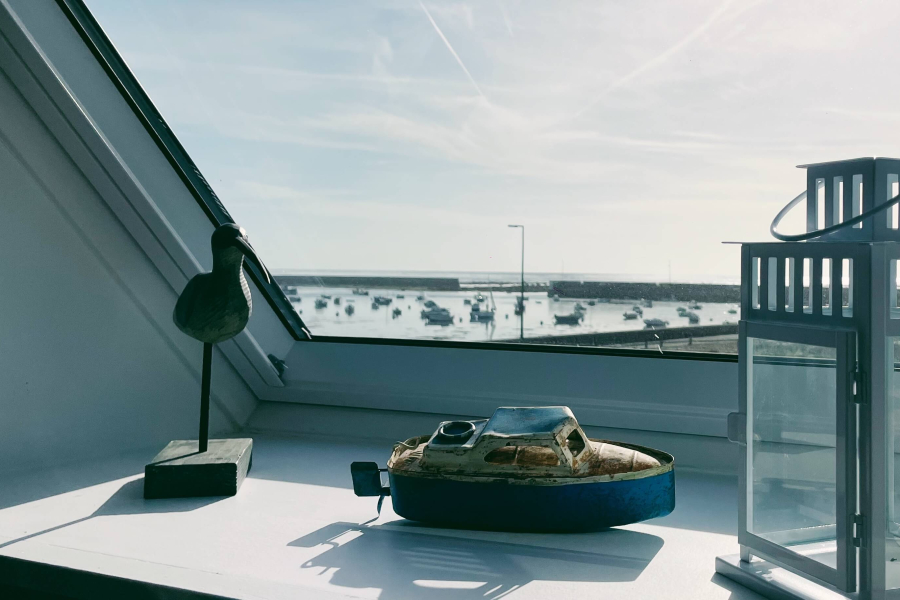 Au coeur de Kerity charmant appartement rénové, au calme, vue mer et plage 100 mètres