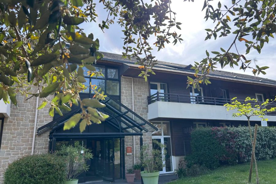 Appartement aux Roches Douvres à Saint-Briac proche mer