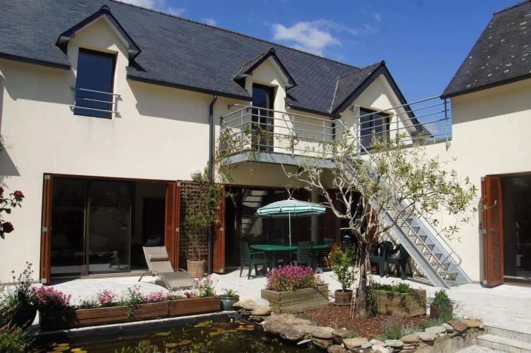 VENTE BELLE MAISON D ARCHITECTE BORD DE MER MOELAN SUR MER