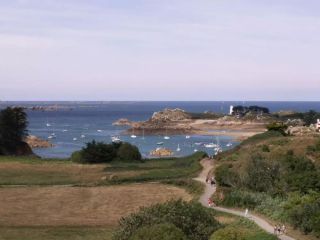 vue-eloignee-mer-brehat